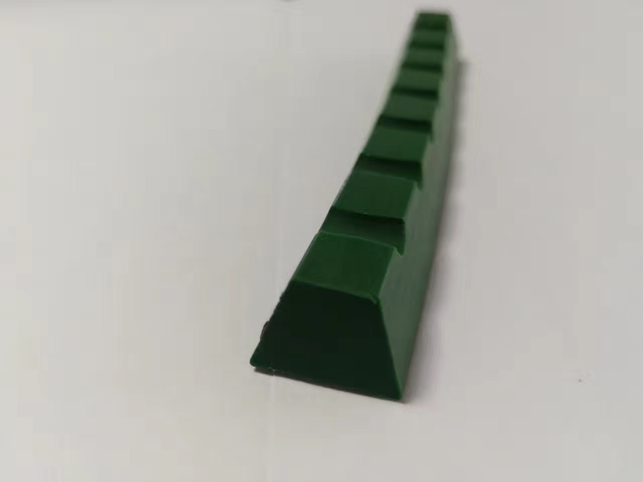 防跑偏輸送帶